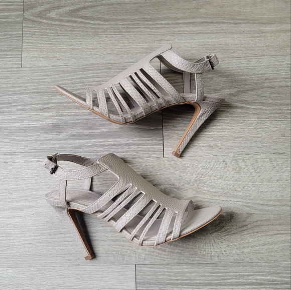 Lauren Conrad Sutton Strappy Sandals - Picture 3 of 9